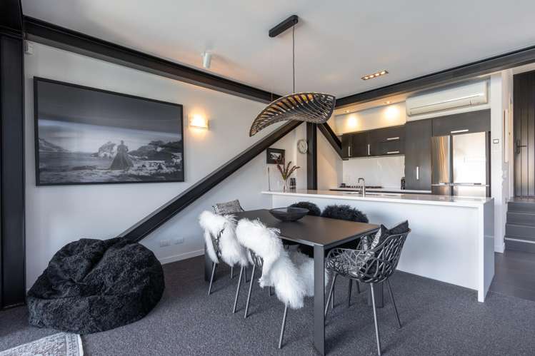 8A Olivers Place Queenstown_22