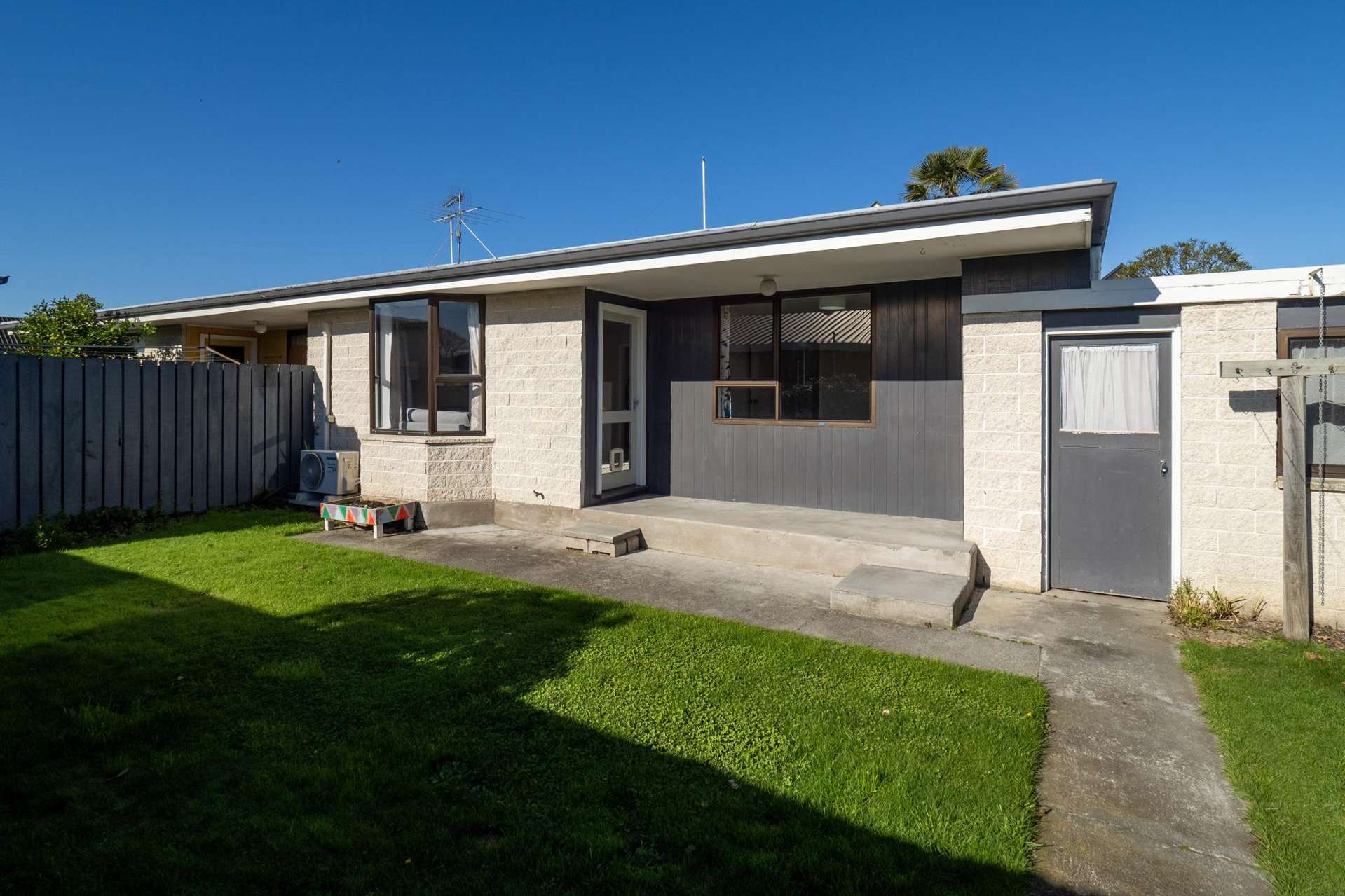 2/272 Wills Street Ashburton_0