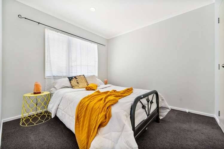 11 Barcaldine Road Flat Bush_15