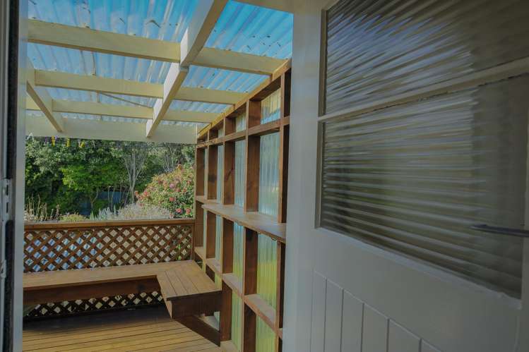 32 Domett Esplanade Cobden_9