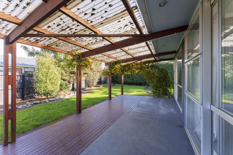 127 Denise Crescent Hornby_16