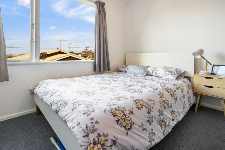 1/6 Braebank Lane Te Atatu South_10