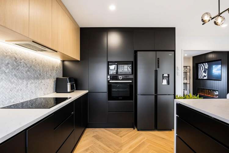 30A Hiwihau Place Glenfield_1