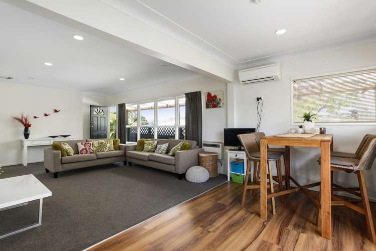 151 Golf Road Titirangi_7