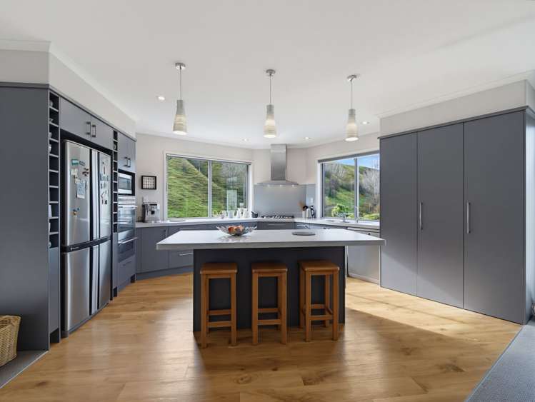 1127 Pourerere Road_4