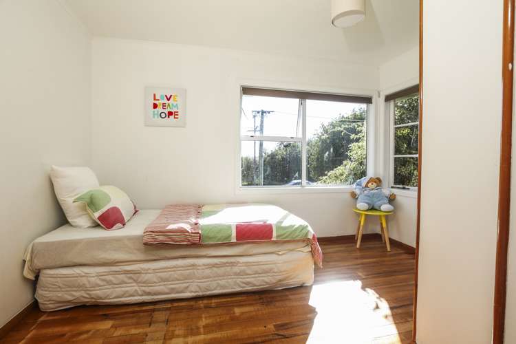 10 Vodanovich Road Te Atatu South_12