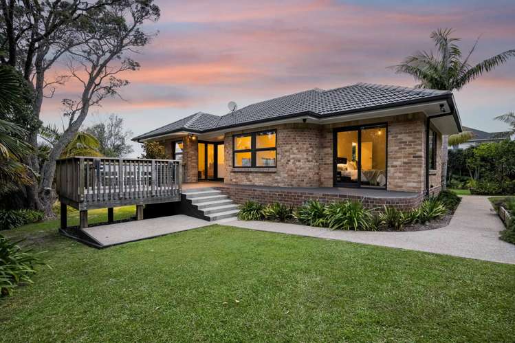 35 Rock Isle Road Torbay_6