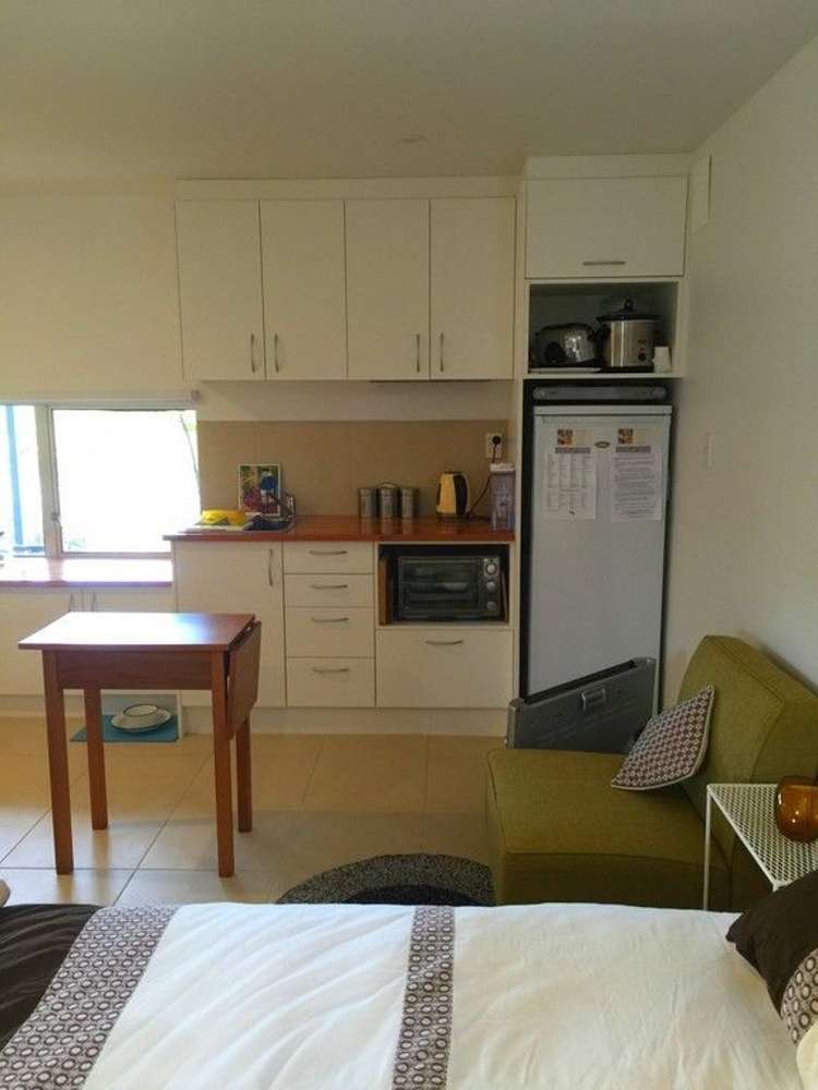 2a Grove Street The Wood_12