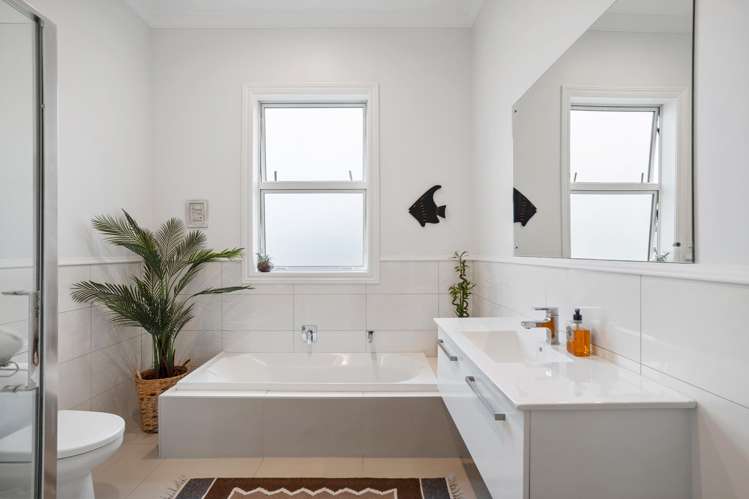 4 Fontenoy Street Mount Albert_16