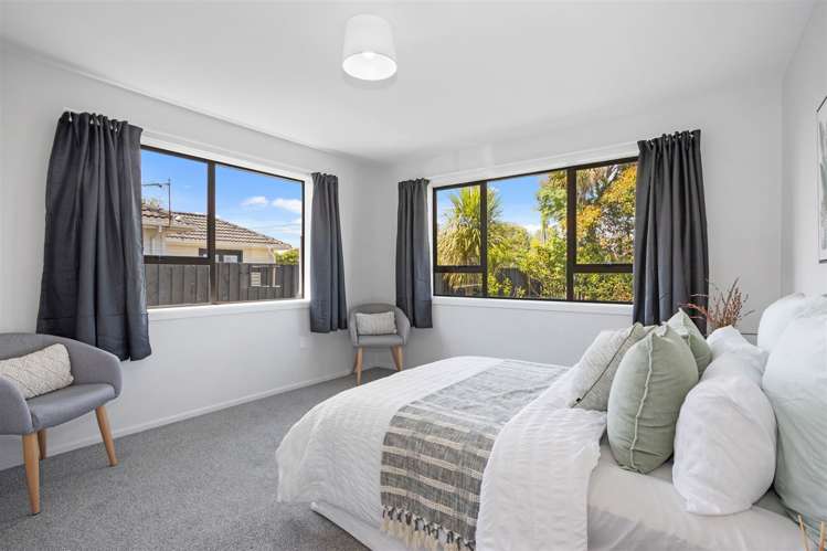 152 Gayhurst Road Dallington_9