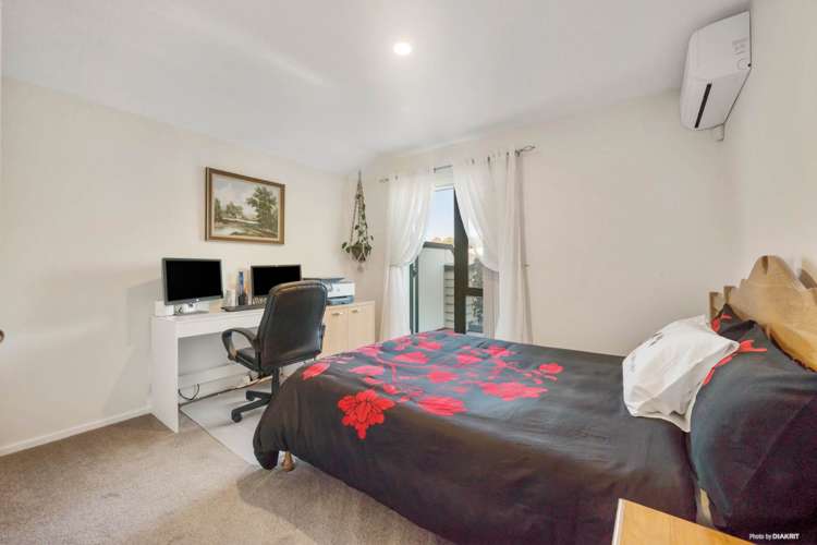 4/36 John Jennings Drive Oteha_14