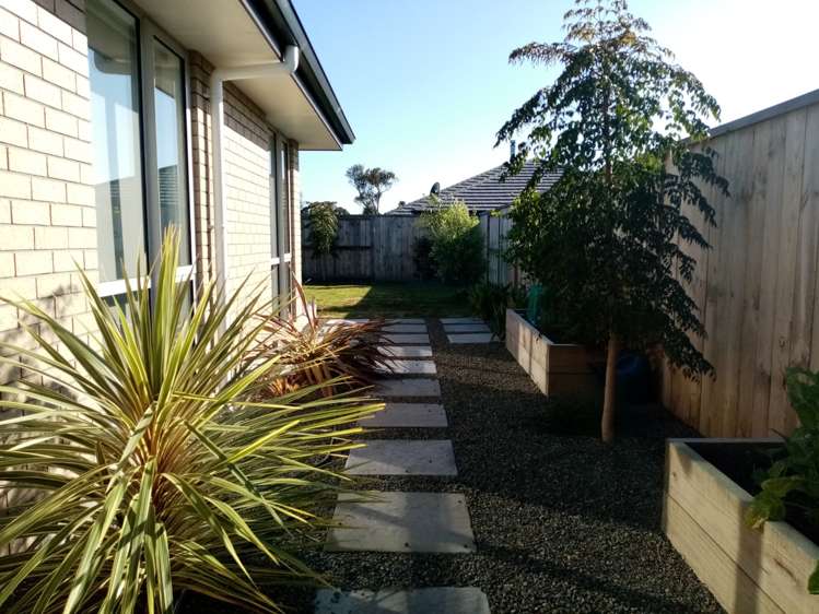 11 Kaurinui Crescent One Tree Point_9