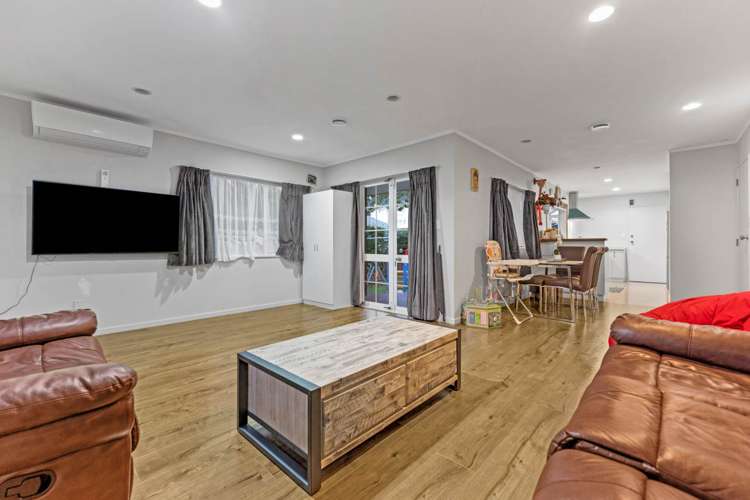 2/96 Great South Road Manurewa_5