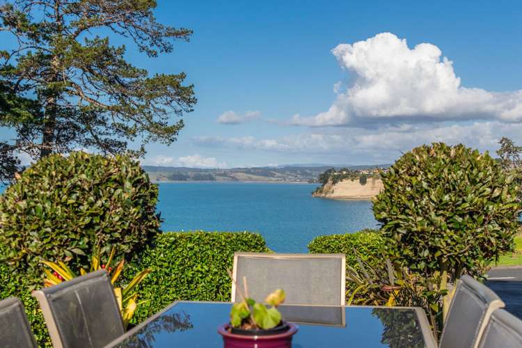 60 Marine Parade Mellons Bay_46