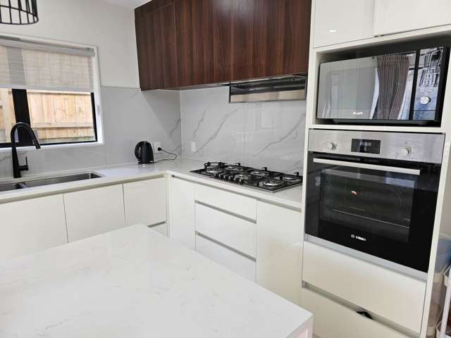 44d White Swan Road Mount Roskill_1