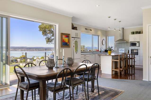 10 Wakeman Road Acacia Bay_2