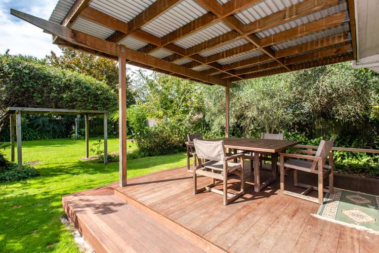 8 Iranui Road Inner Kaiti_19