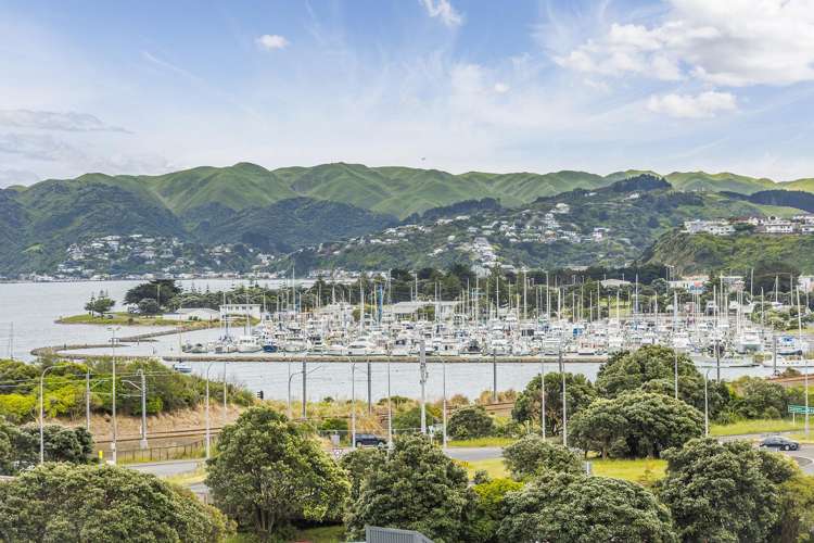 4A & 4B Whitianga View Paremata_27