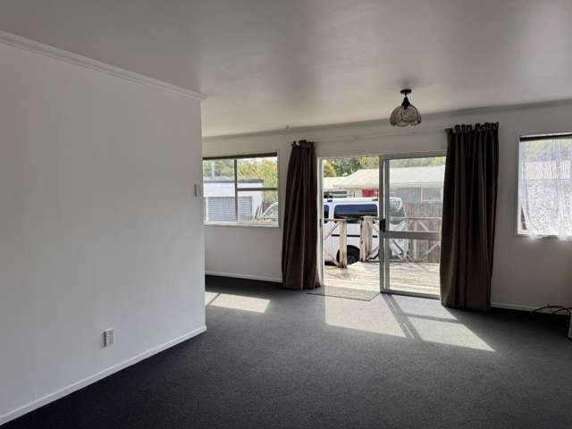 11 Brookbank Place Glenview_3