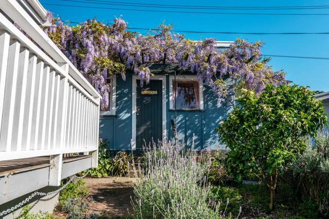 4 Church Bay Road Oneroa_1