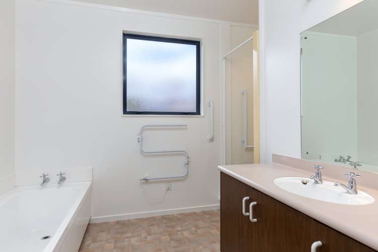 64a Inkerman Street Renwick_18