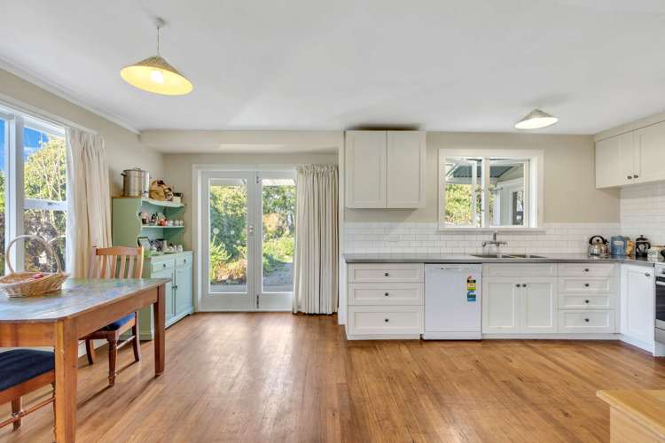 121 Barracks Road_4