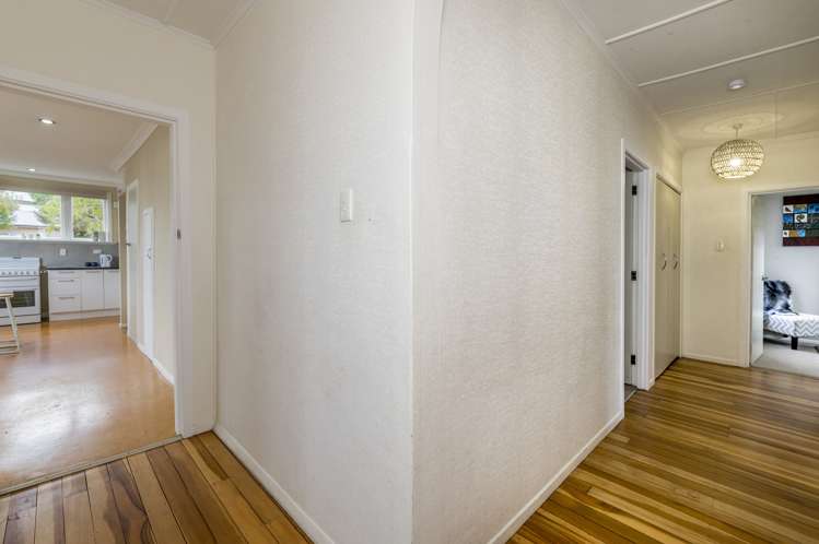 3 Moa Road Raumati Beach_18