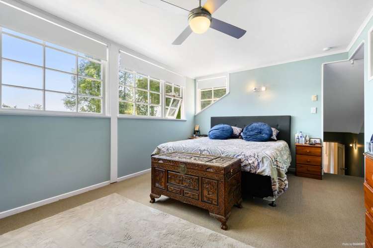 74 Lawrence Crescent Hillpark_11