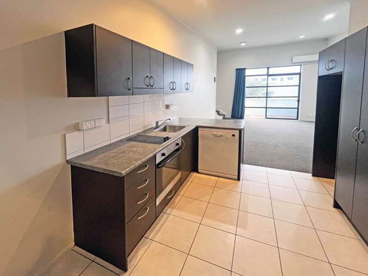 Unit E/5 Freeman Way Manukau_7