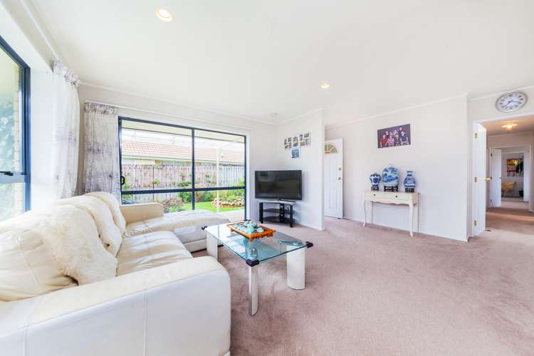 17 Robin Brooke Drive Flat Bush_2