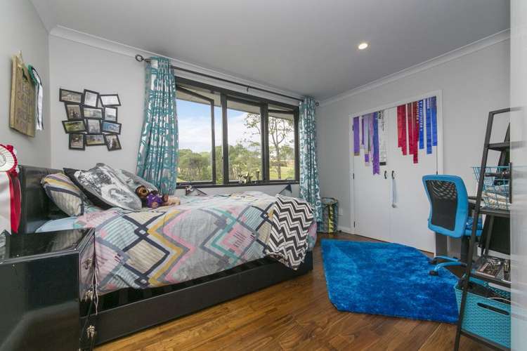 117 Barrett Road Riverhead_10