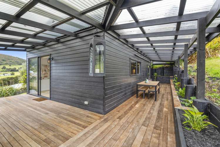 29 Calais Terrace Ostend_28