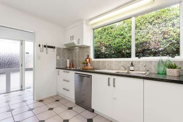 17 Aragon Avenue Glendowie_11