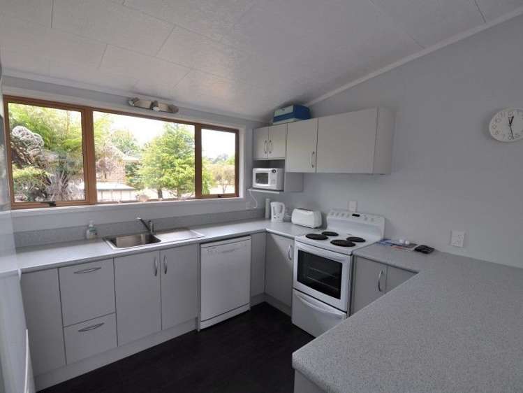 4 Given Grove Pauanui_6