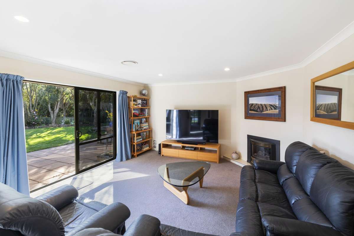 215 Southfield Drive_4