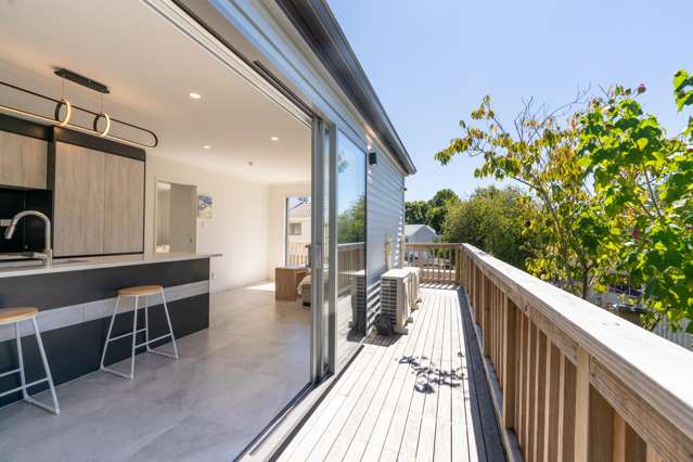 7/11 Celeste Place Totara Vale_2