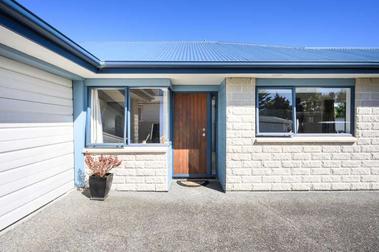 32 Somerset Crescent Highbury_18