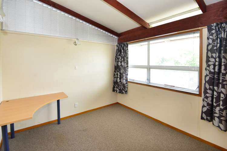 196 Edmonton Road Te Atatu South_12