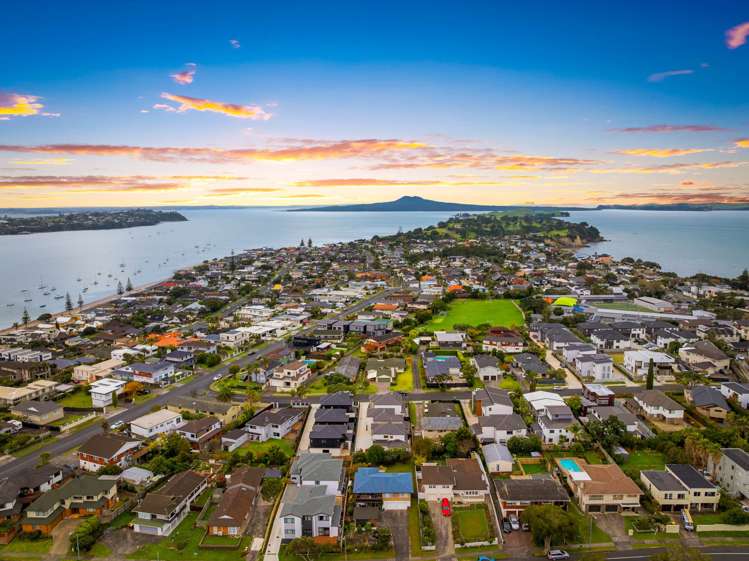 Lot 1, 20 Gulf Crest Bucklands Beach_21