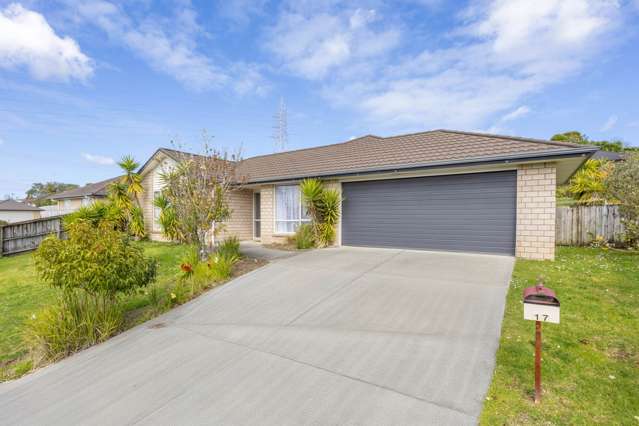 Retreat in a Tranquil Wellsford Cul-de-Sac