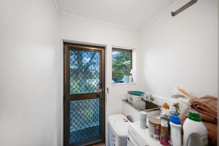 2/33 Gills Avenue Papakura_11