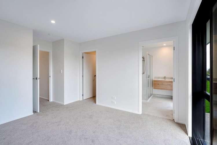 9 Warren Lane 10767_13
