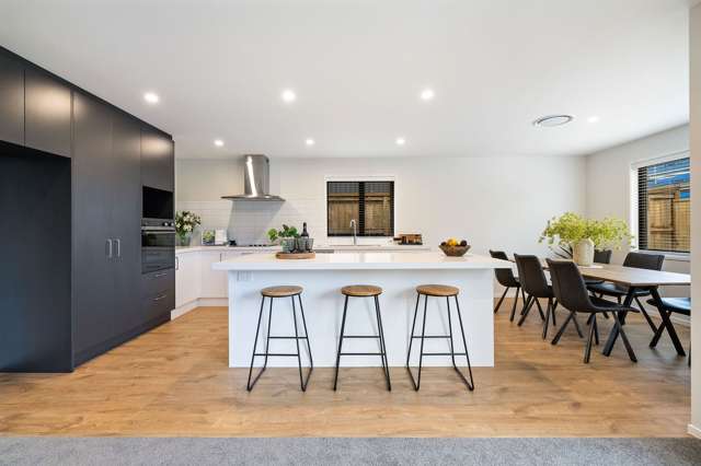 24-42 Forage Road, Hanley's Farm Jacks Point_1