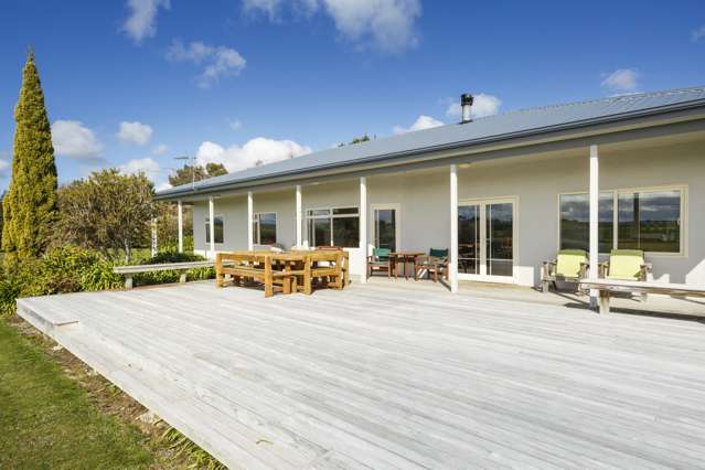 780 Halcombe Road Halcombe_3