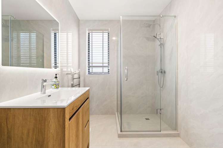 36A Kingsclere Place Goodwood Heights_15