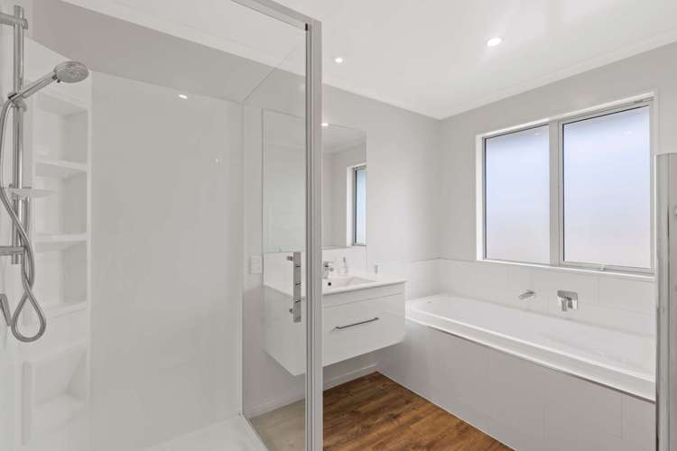 5 Chertsey Street Richmond_12