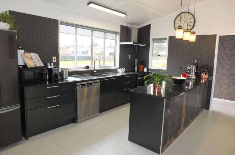 18 Chrystall Street Foxton Beach_9