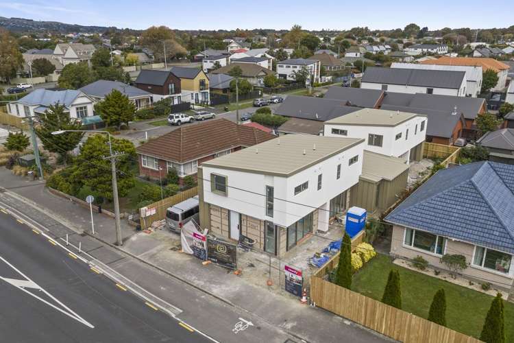 1-4/39 Antigua Street Addington_16