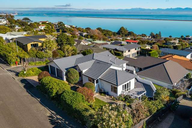 Space, Views, and Family Living in Marybank