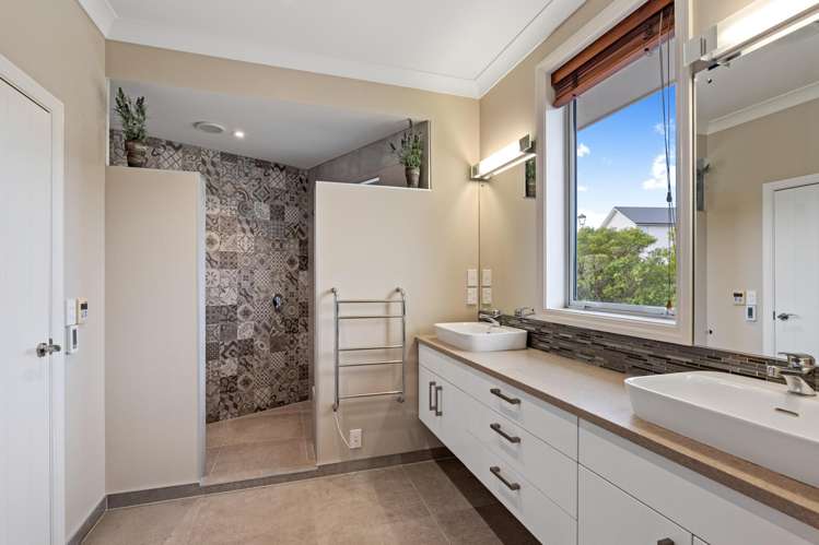 6 Stonewall Place Huntsbury_14